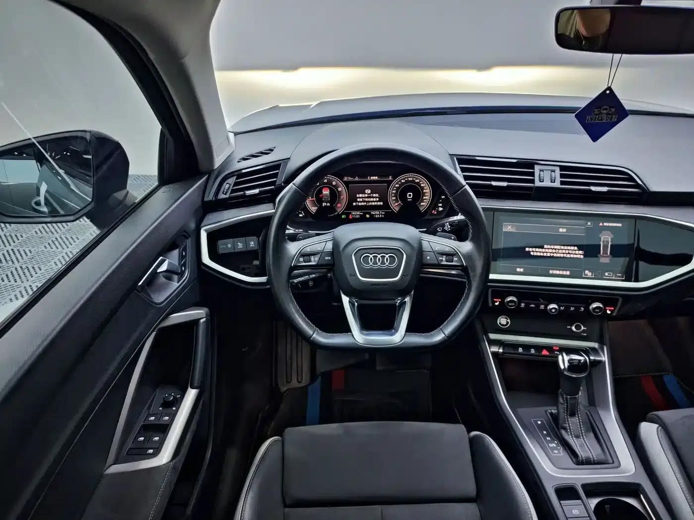 Audi Q3 2022 35 TFSI Fashion Dynamic Edition — миниатюра 10