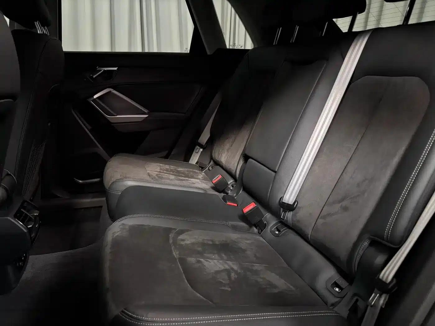 Audi Q3 2022 35 TFSI Fashion Dynamic Edition — миниатюра 9