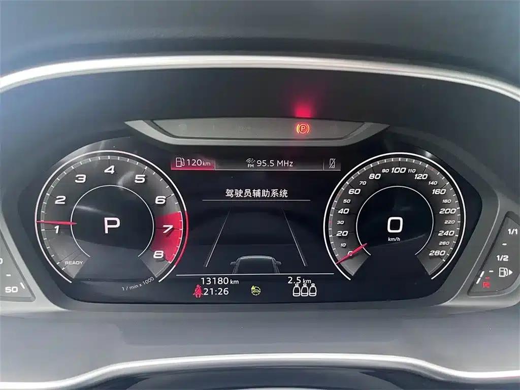 Audi Q3 2024 35 TFSI Fashion Elegance — миниатюра 10