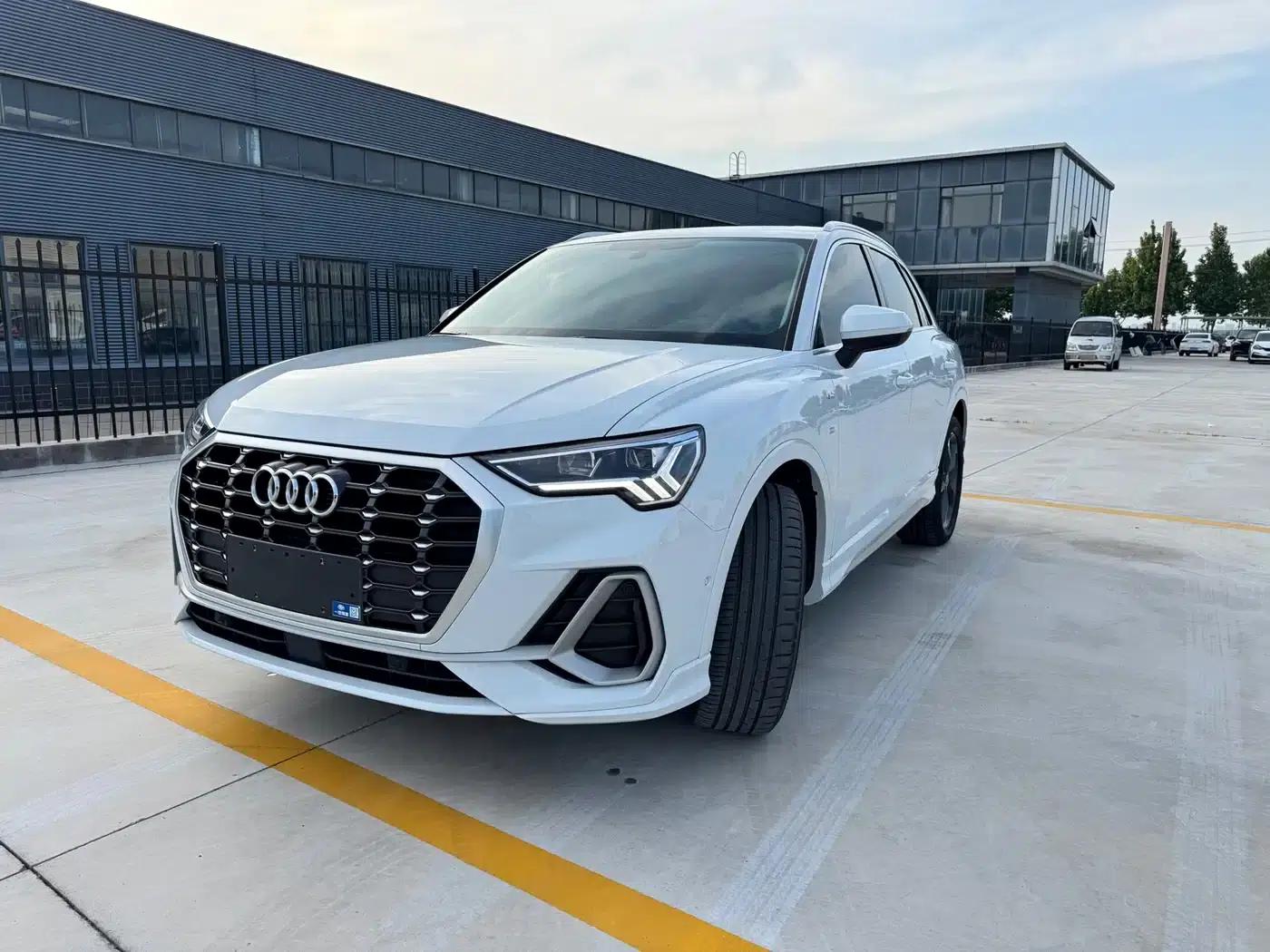 Audi Q3 2022 35 TFSI Fashion Dynamic Edition — миниатюра 1