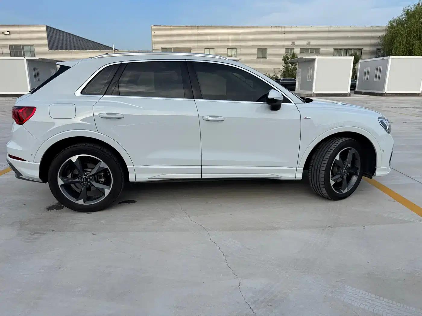 Audi Q3 2022 35 TFSI Fashion Dynamic Edition — миниатюра 13