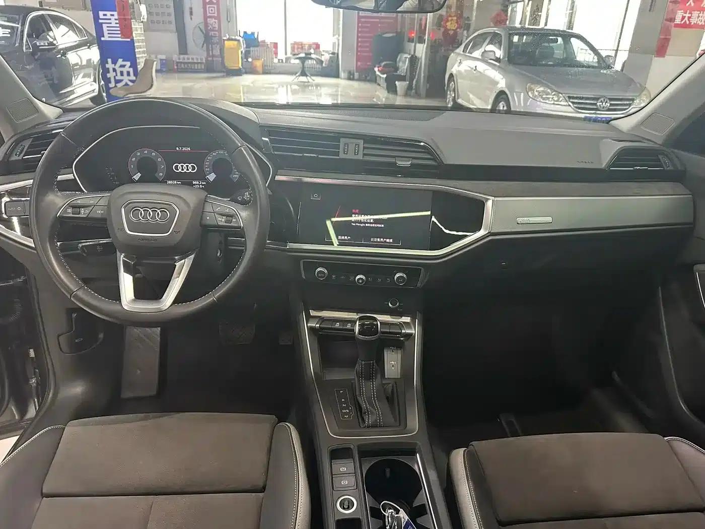 Audi Q3 2021 35 TFSI Progressive Elegance — миниатюра 5