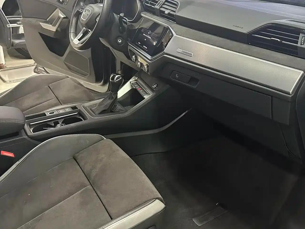 Audi Q3 2021 35 TFSI Progressive Elegance — миниатюра 6