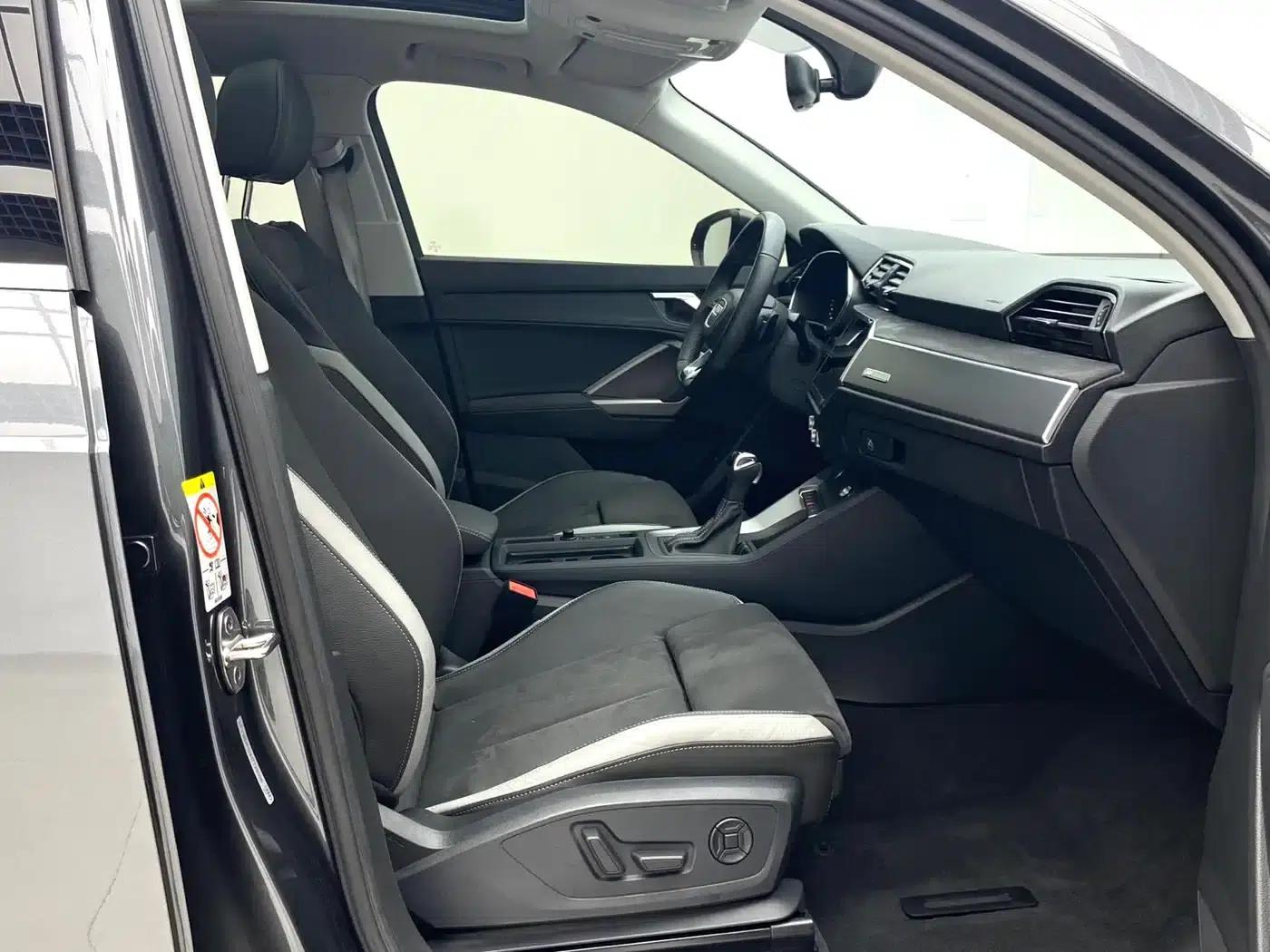 Audi Q3 2022 35 TFSI Fashion Dynamic Edition — миниатюра 13