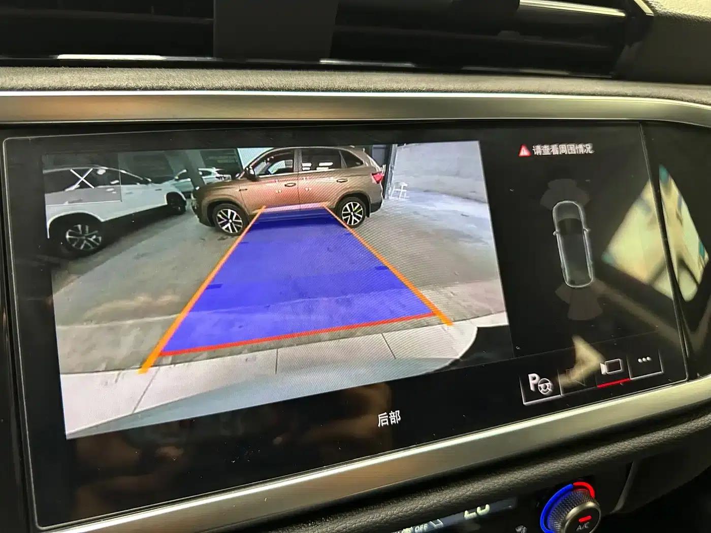 Audi Q3 2023 35 TFSI Fashion Dynamic (1.4T) — миниатюра 16