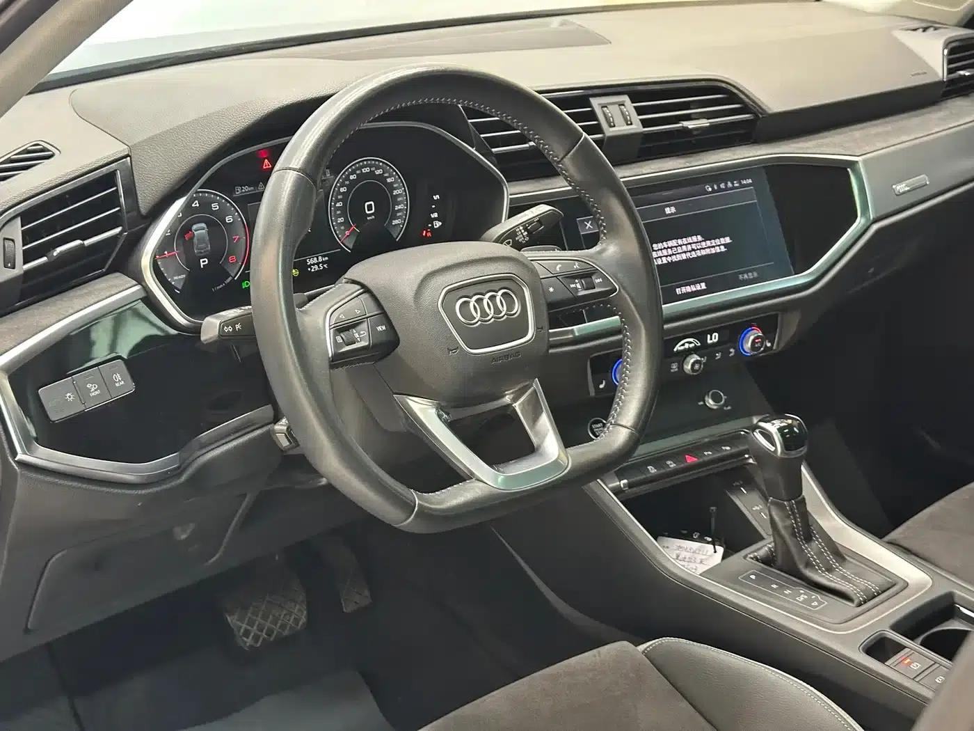 Audi Q3 2022 35 TFSI Fashion Dynamic Edition — миниатюра 13