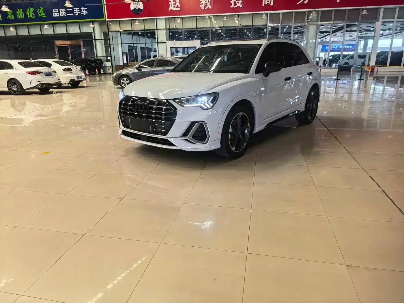Audi Q3 2022 35 TFSI Fashion Dynamic Edition — миниатюра 1