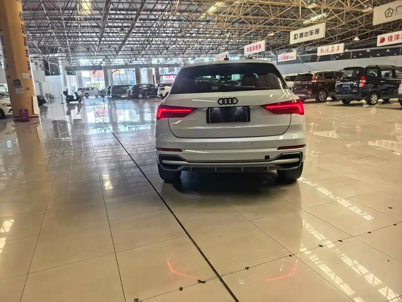 Audi Q3 2022 35 TFSI Fashion Dynamic Edition — миниатюра 10