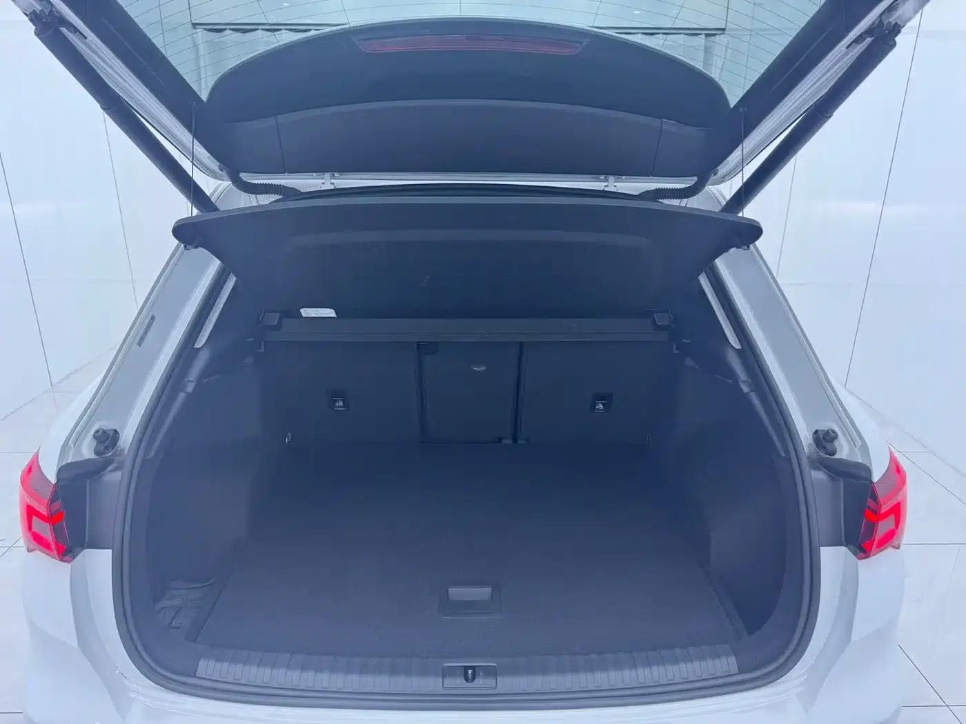 Audi Q3 2022 35 TFSI Fashion Dynamic Edition — миниатюра 18