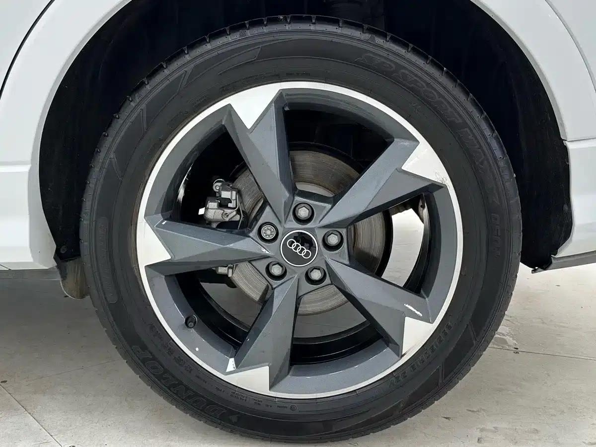 Audi Q3 2023 35 TFSI Fashion Dynamic (1.4T) — миниатюра 18