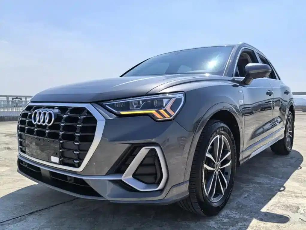 Audi Q3 2022 35 TFSI Progressive Dynamic — миниатюра 2