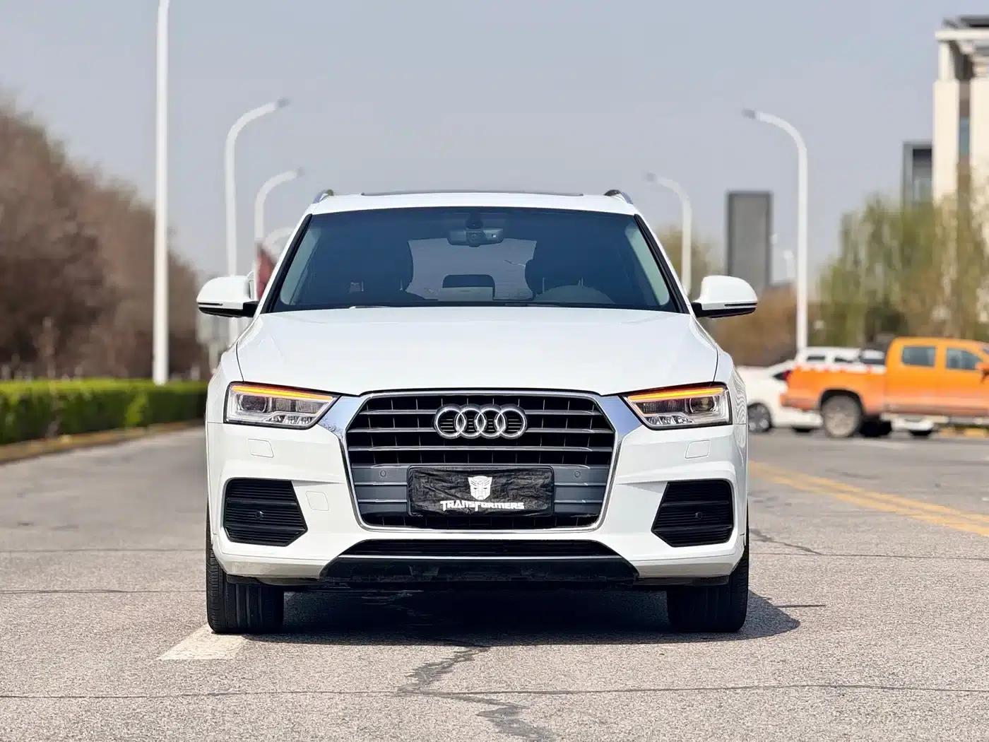Audi Q3 2018 30th Anniversary Edition 35 TFSI Fashion Model — миниатюра 2