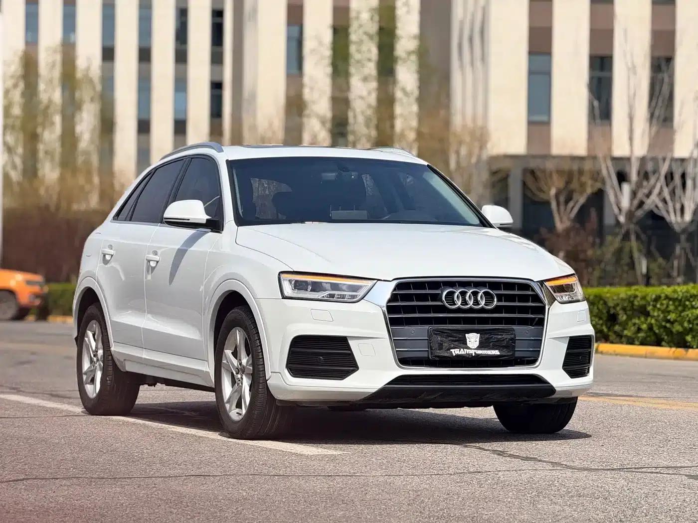 Audi Q3 2018 30th Anniversary Edition 35 TFSI Fashion Model — миниатюра 3