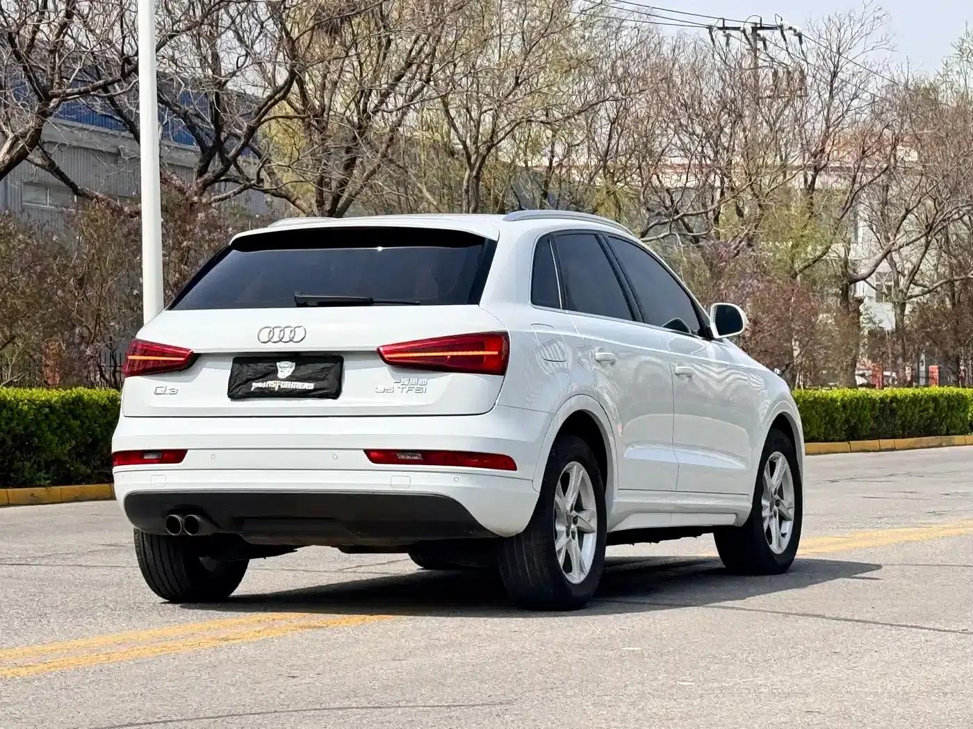 Audi Q3 2018 30th Anniversary Edition 35 TFSI Fashion Model — миниатюра 30