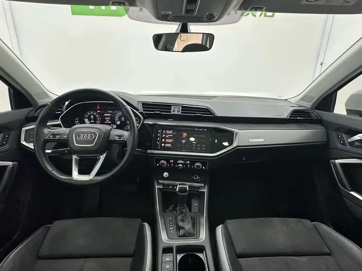 Audi Q3 2023 35 TFSI Progressive Dynamic (1.4T) — миниатюра 12