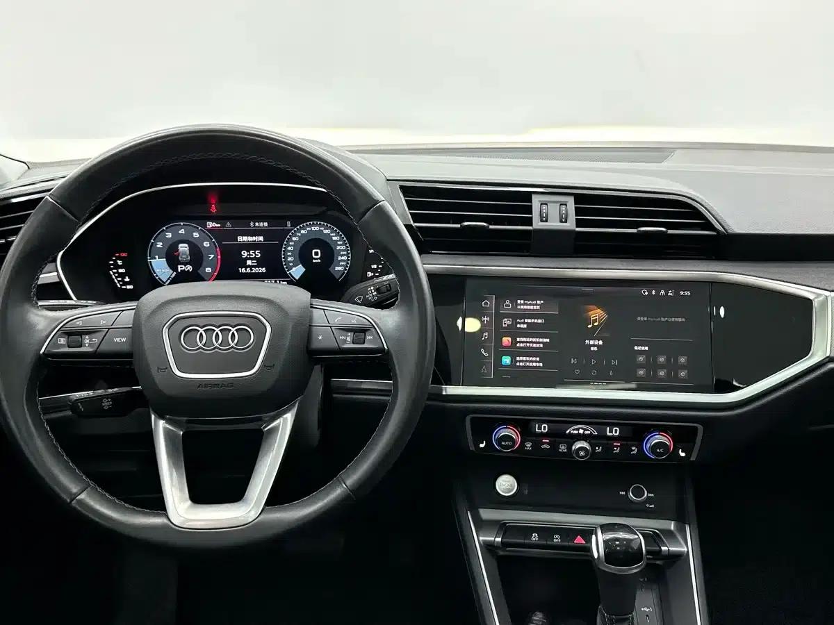 Audi Q3 2023 35 TFSI Progressive Dynamic (1.4T) — миниатюра 10