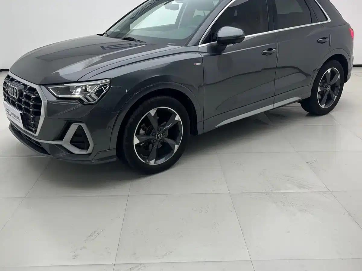 Audi Q3 2022 35 TFSI Fashion Dynamic Edition — миниатюра 1