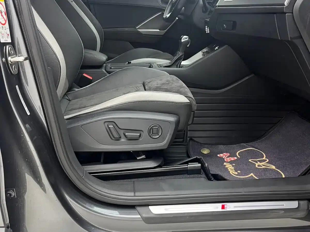 Audi Q3 2022 35 TFSI Fashion Dynamic Edition — миниатюра 11