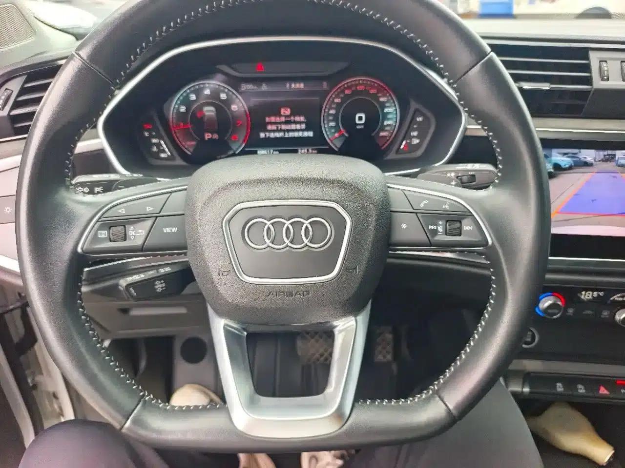 Audi Q3 2022 35 TFSI Fashion Dynamic Edition — миниатюра 3