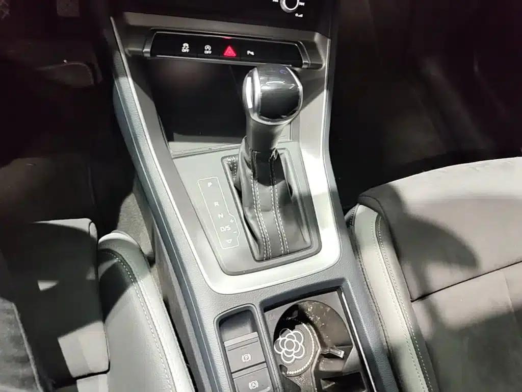 Audi Q3 2022 35 TFSI Progressive Dynamic — миниатюра 14