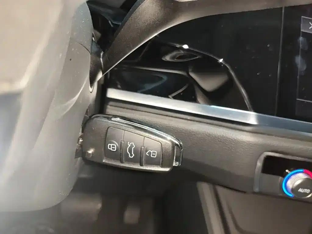 Audi Q3 2022 35 TFSI Progressive Dynamic — миниатюра 9