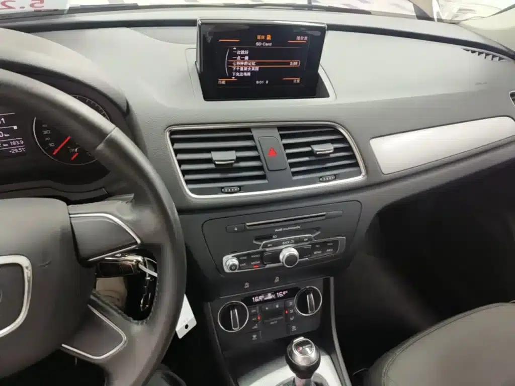 Audi Q3 2016 30 TFSI Standard Edition — миниатюра 13