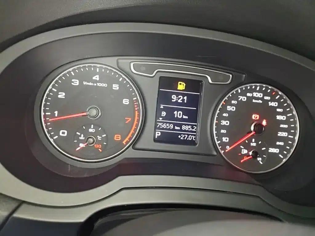 Audi Q3 2015 30 TFSI Comfort — миниатюра 12