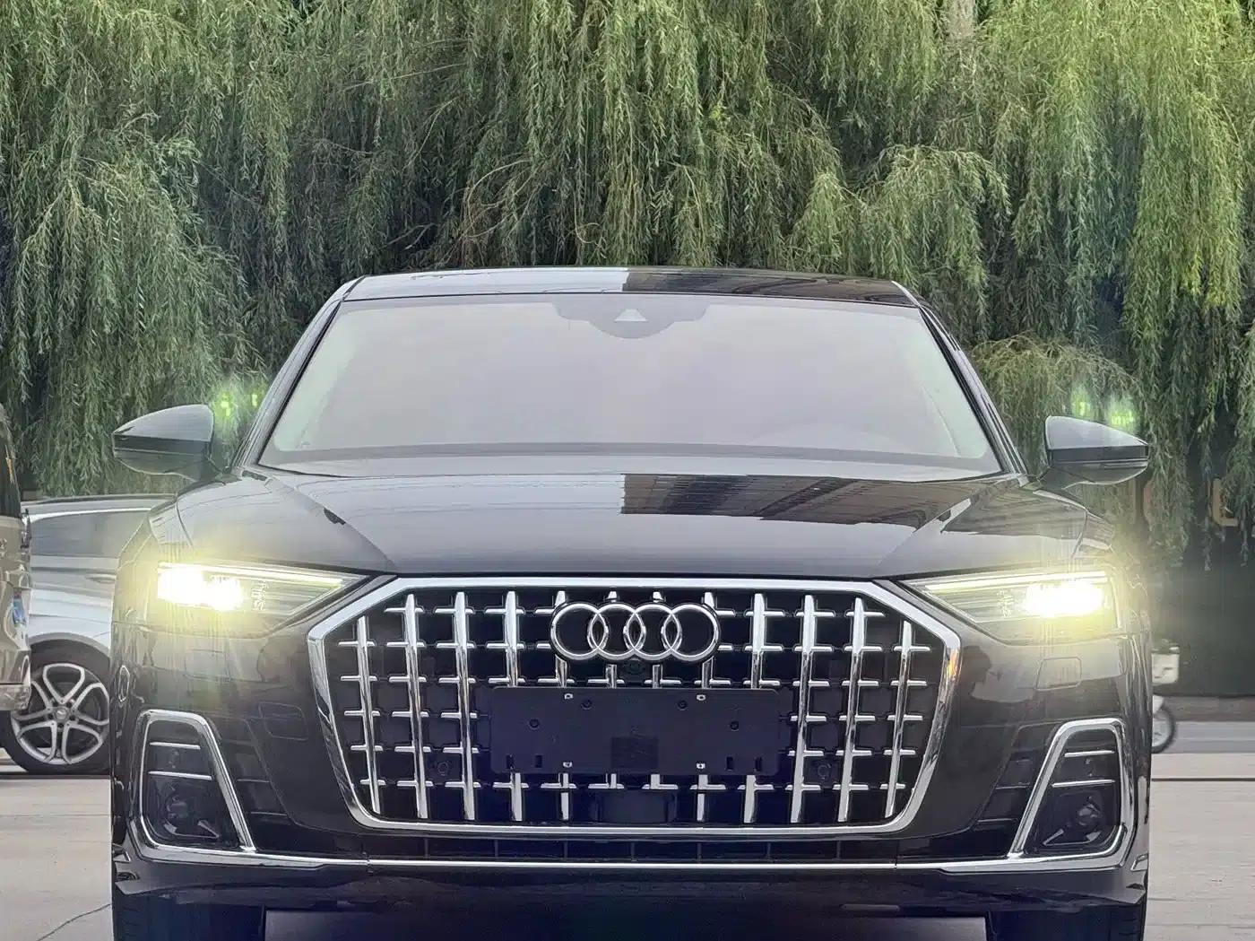 2019 Audi A8 A8L 50 TFSI quattro Comfort — миниатюра 3