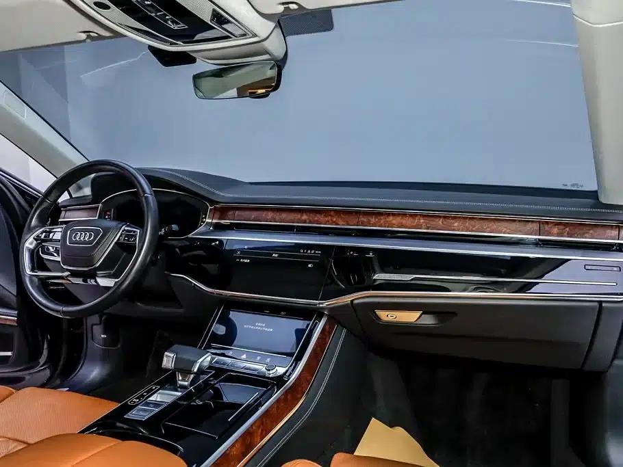2023 Audi A8 A8L 50 TFSI quattro Premium — миниатюра 13