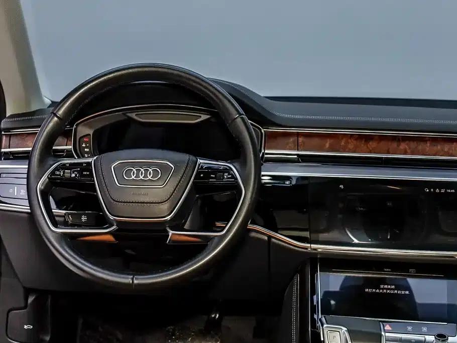 2023 Audi A8 A8L 50 TFSI quattro Premium — миниатюра 22