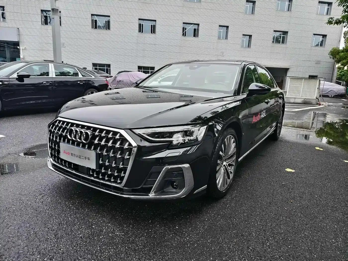 2024 Audi A8 A8L 50 TFSI quattro Premium — миниатюра 1