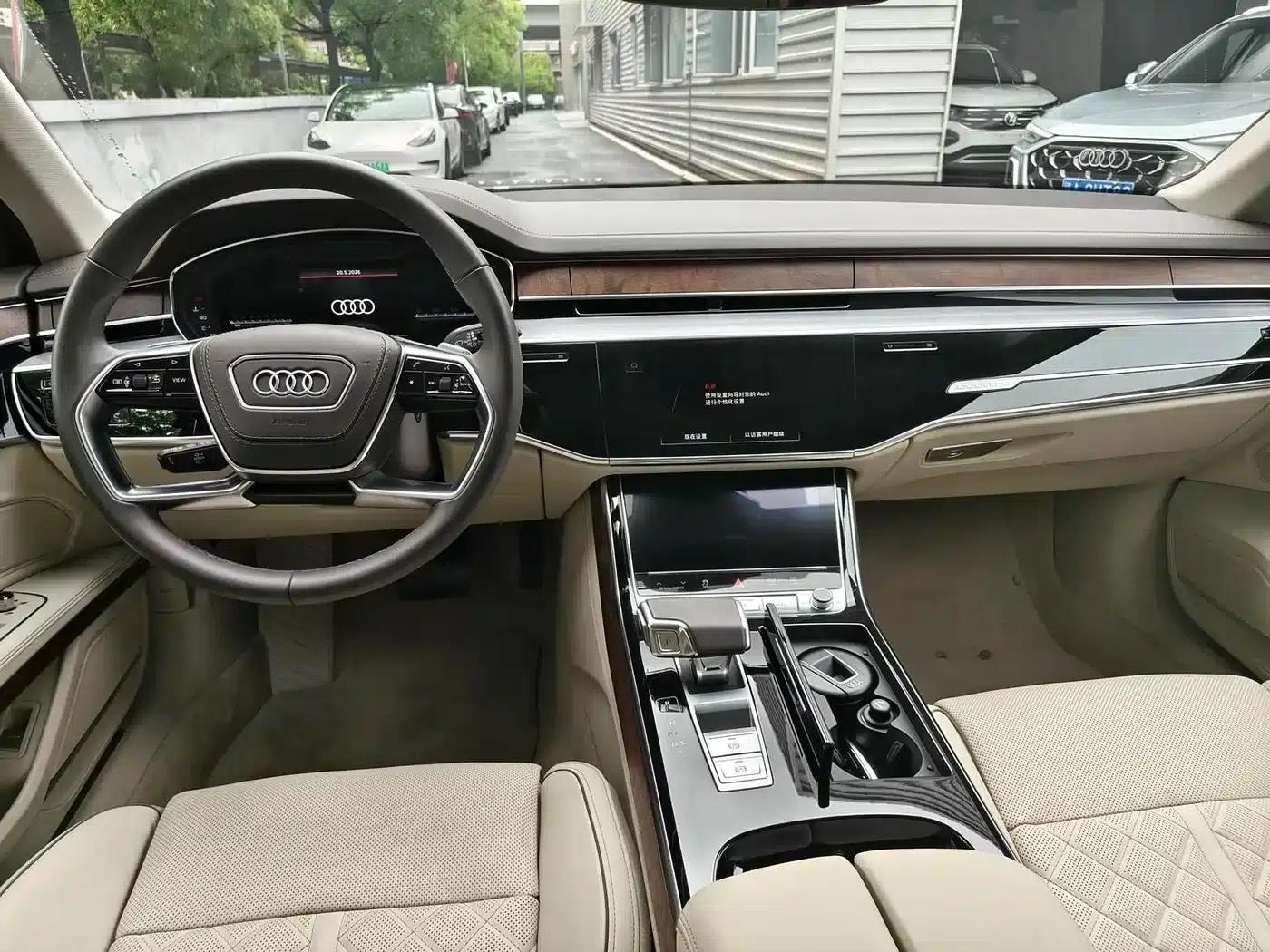 2024 Audi A8 A8L 50 TFSI quattro Premium — миниатюра 7