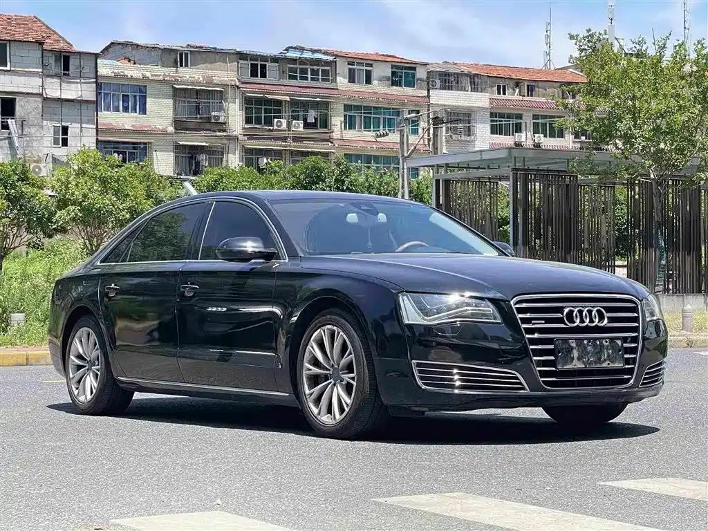 2013 Audi A8 A8L 55 TFSI quattro Luxury — миниатюра 3
