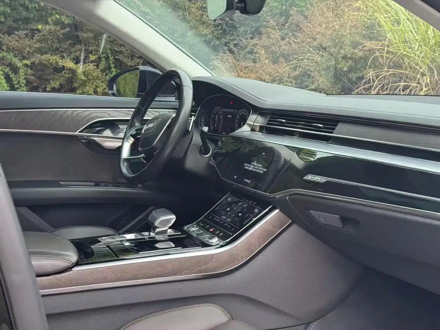 2021 Audi A8 A8L 50 TFSI quattro Comfort — миниатюра 11