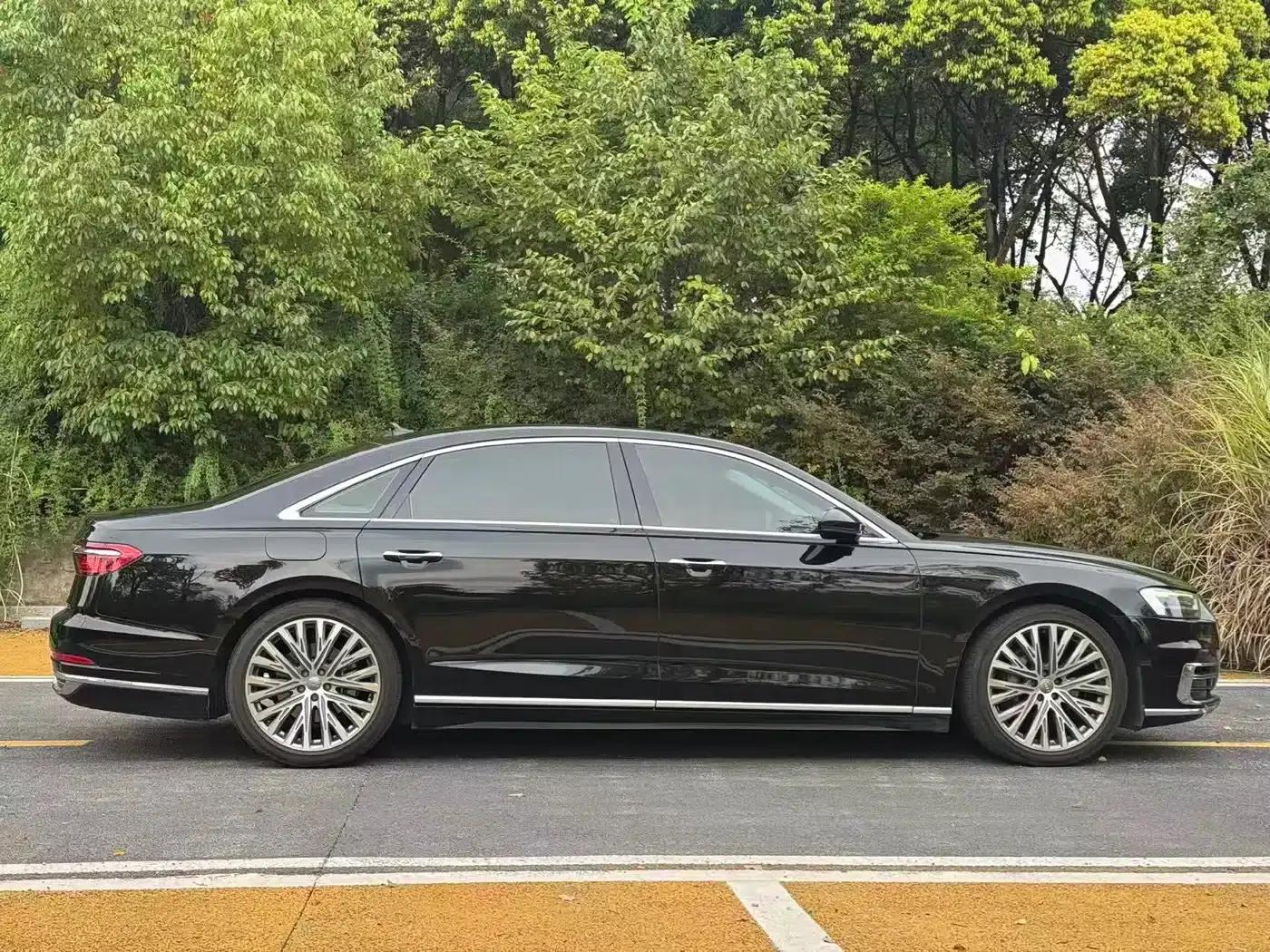 2021 Audi A8 A8L 50 TFSI quattro Comfort — миниатюра 14