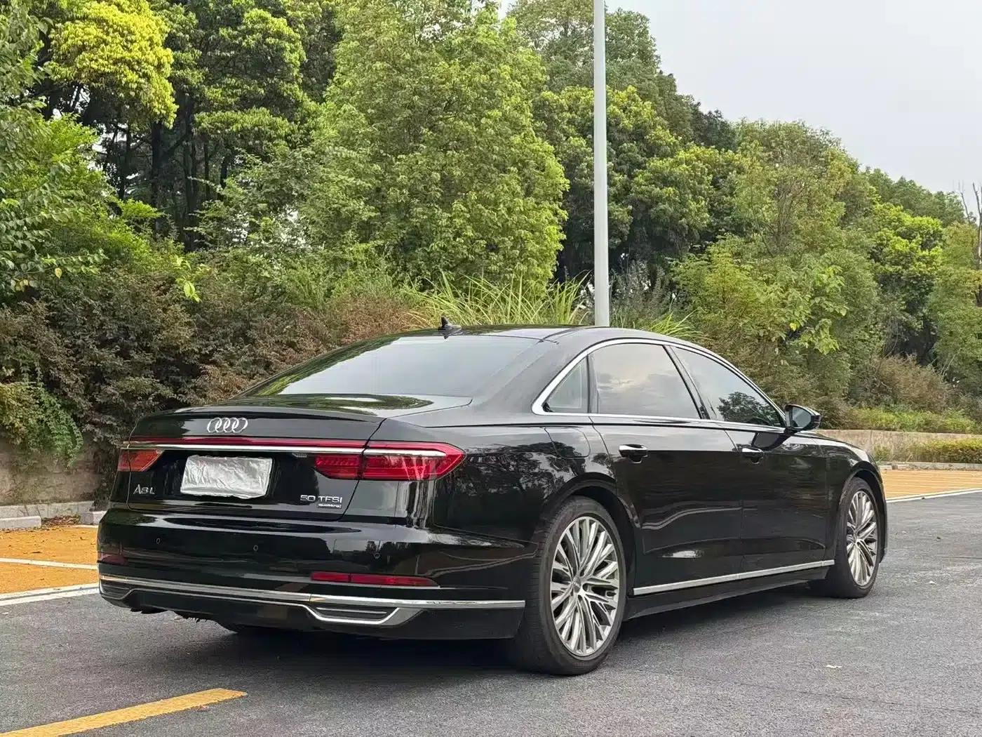 2021 Audi A8 A8L 50 TFSI quattro Comfort — миниатюра 15