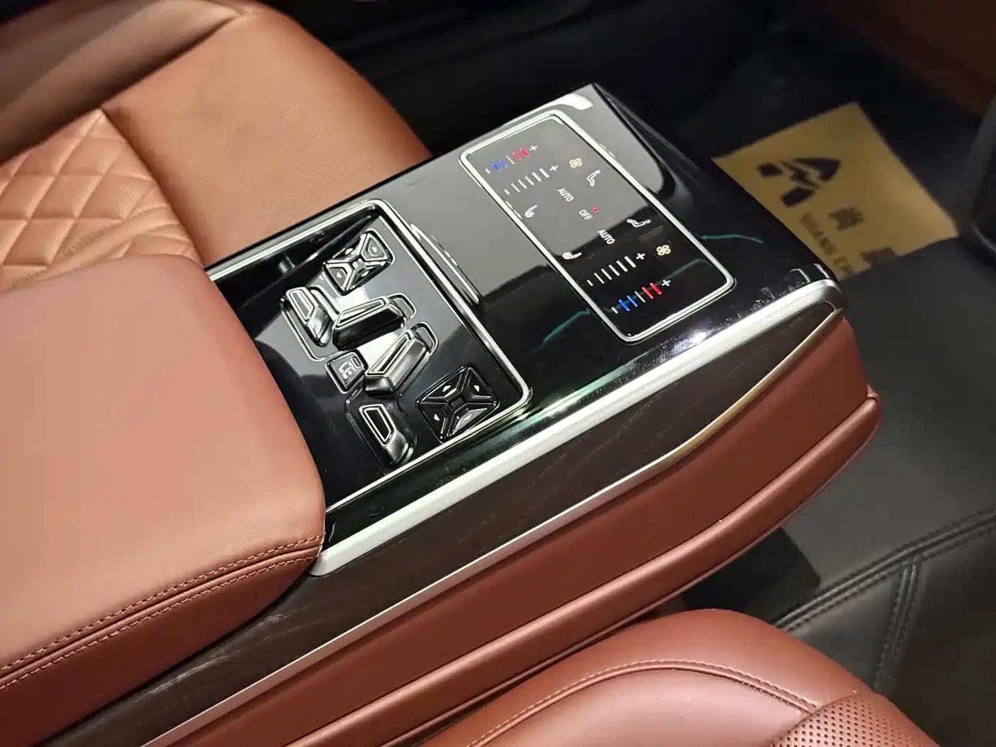 2021 Audi A8 A8L 50 TFSI quattro Comfort — миниатюра 11