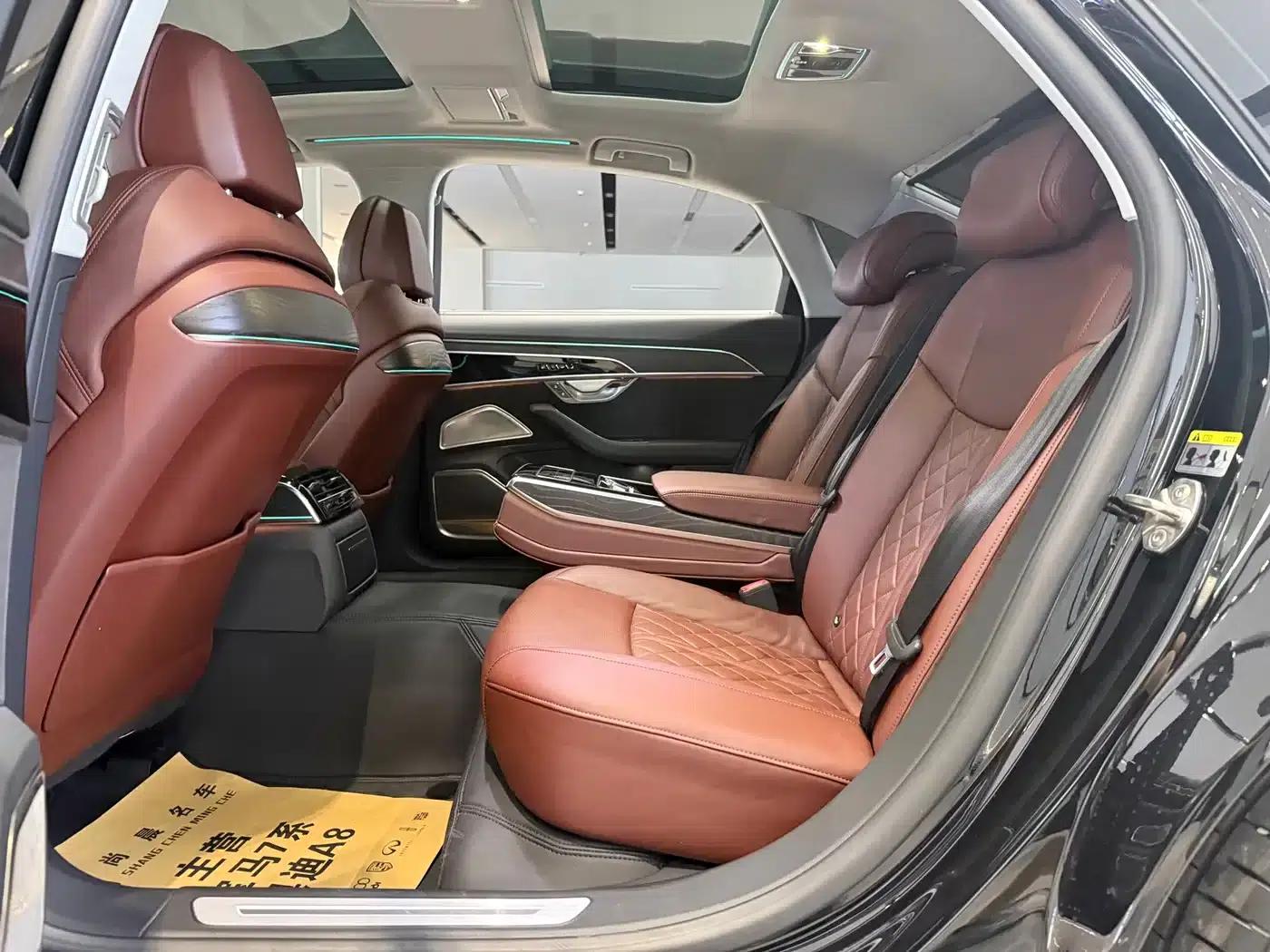 2021 Audi A8 A8L 50 TFSI quattro Comfort — миниатюра 12
