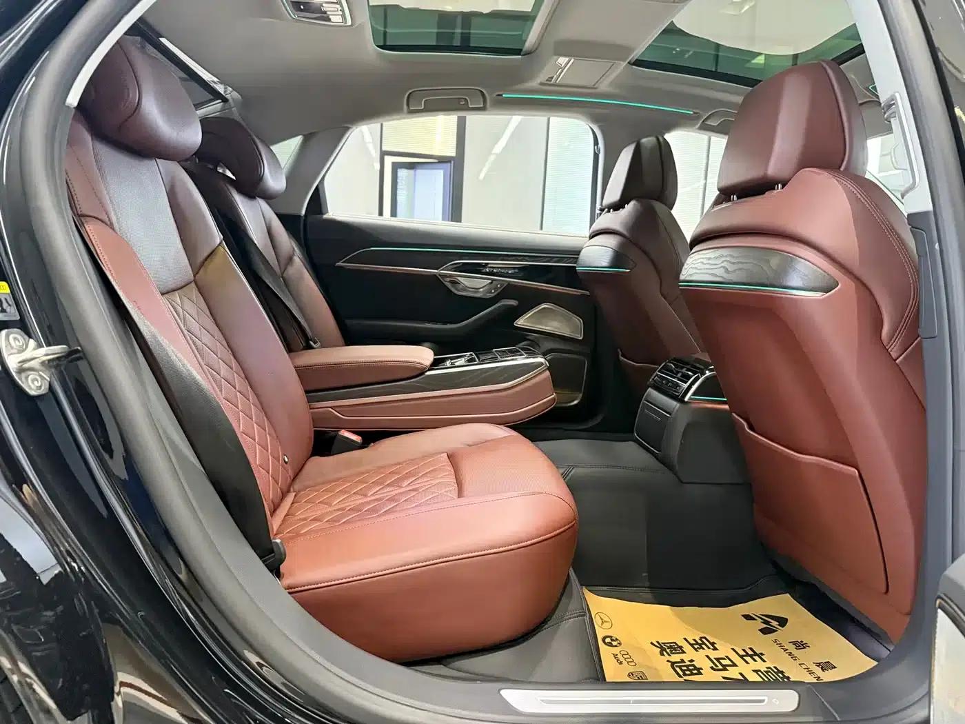 2021 Audi A8 A8L 50 TFSI quattro Comfort — миниатюра 10
