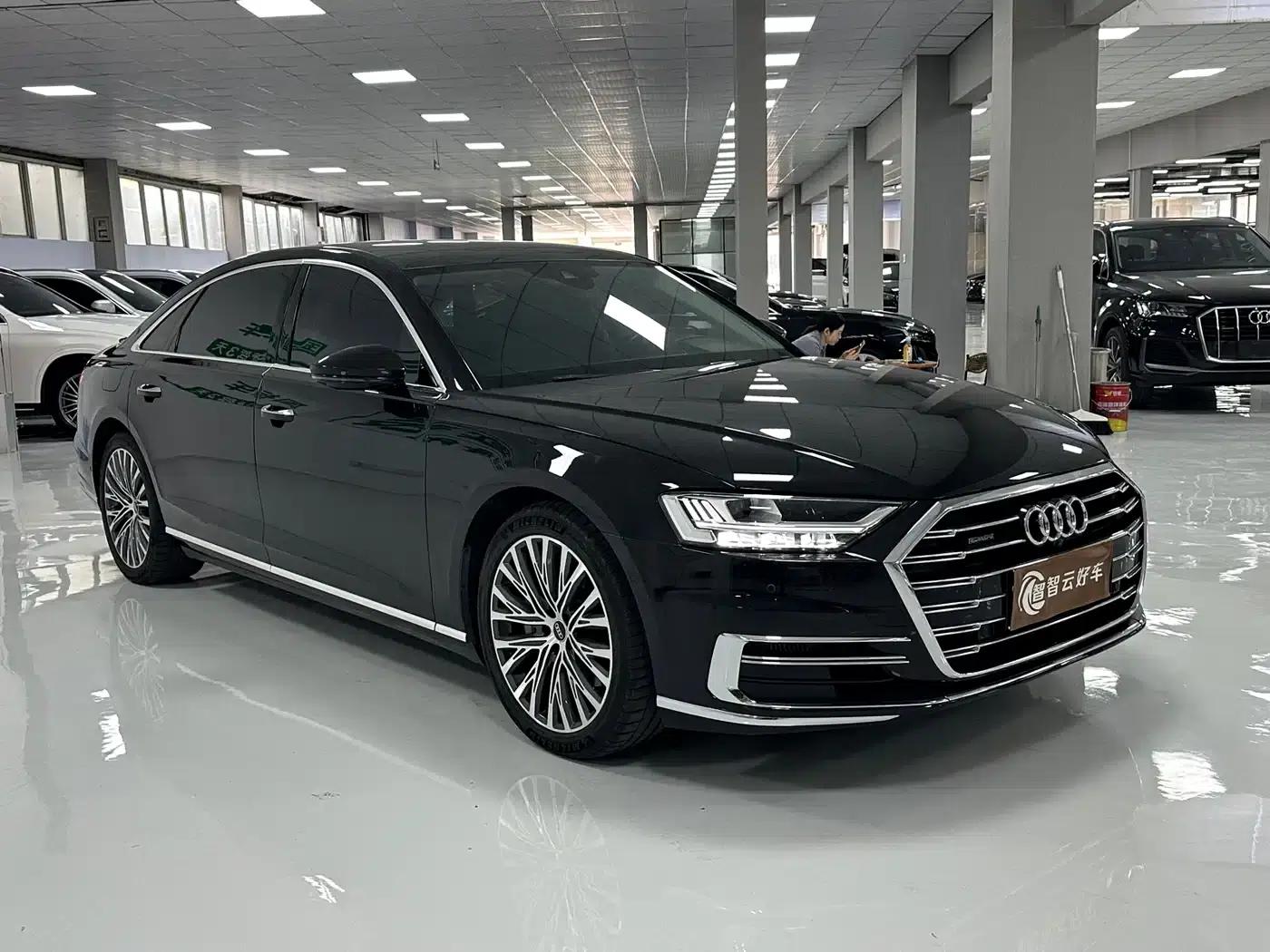 2021 Audi A8 A8L 55 TFSI quattro Luxury — миниатюра 3