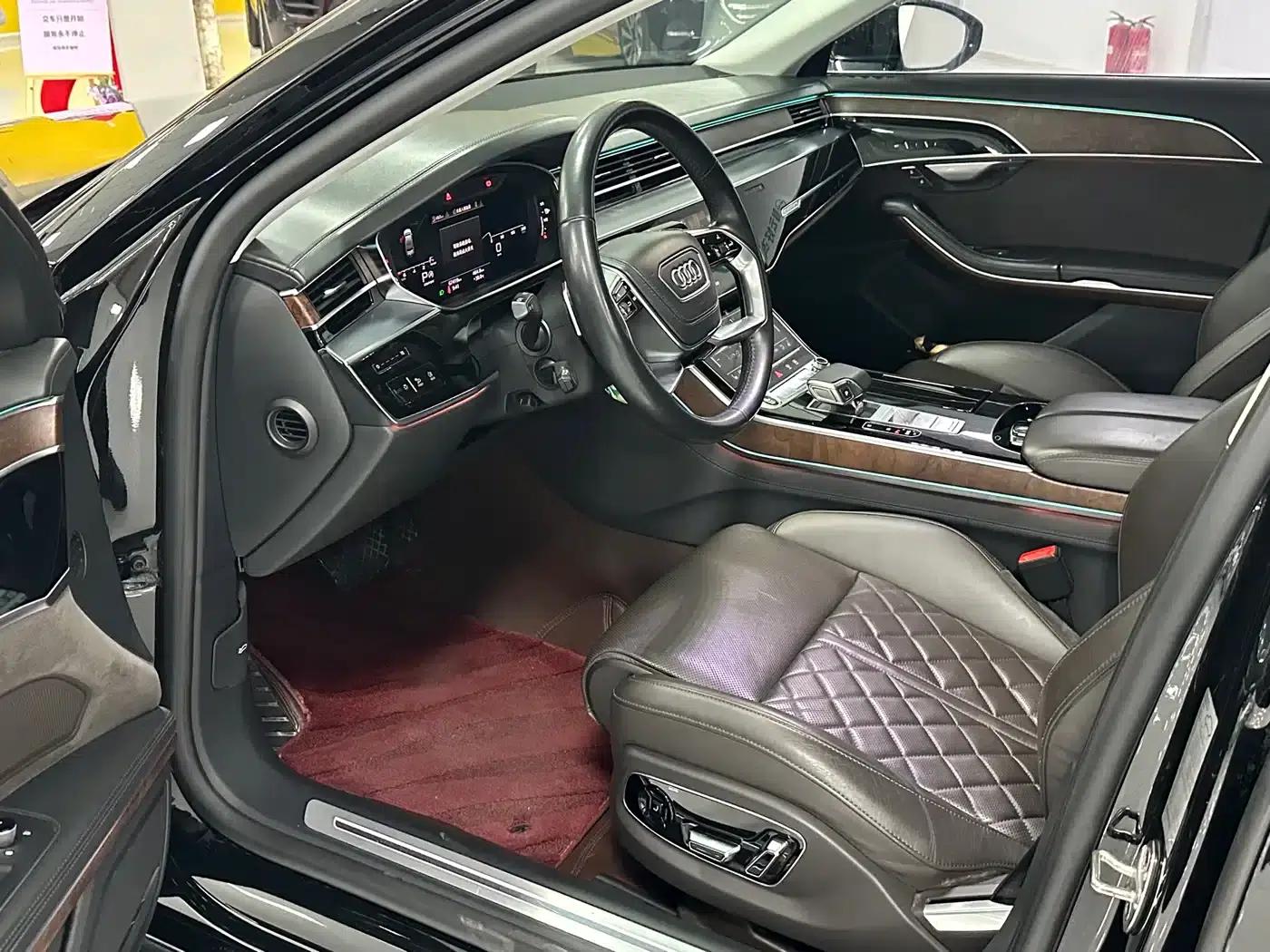 2021 Audi A8 A8L 55 TFSI quattro Luxury — миниатюра 4