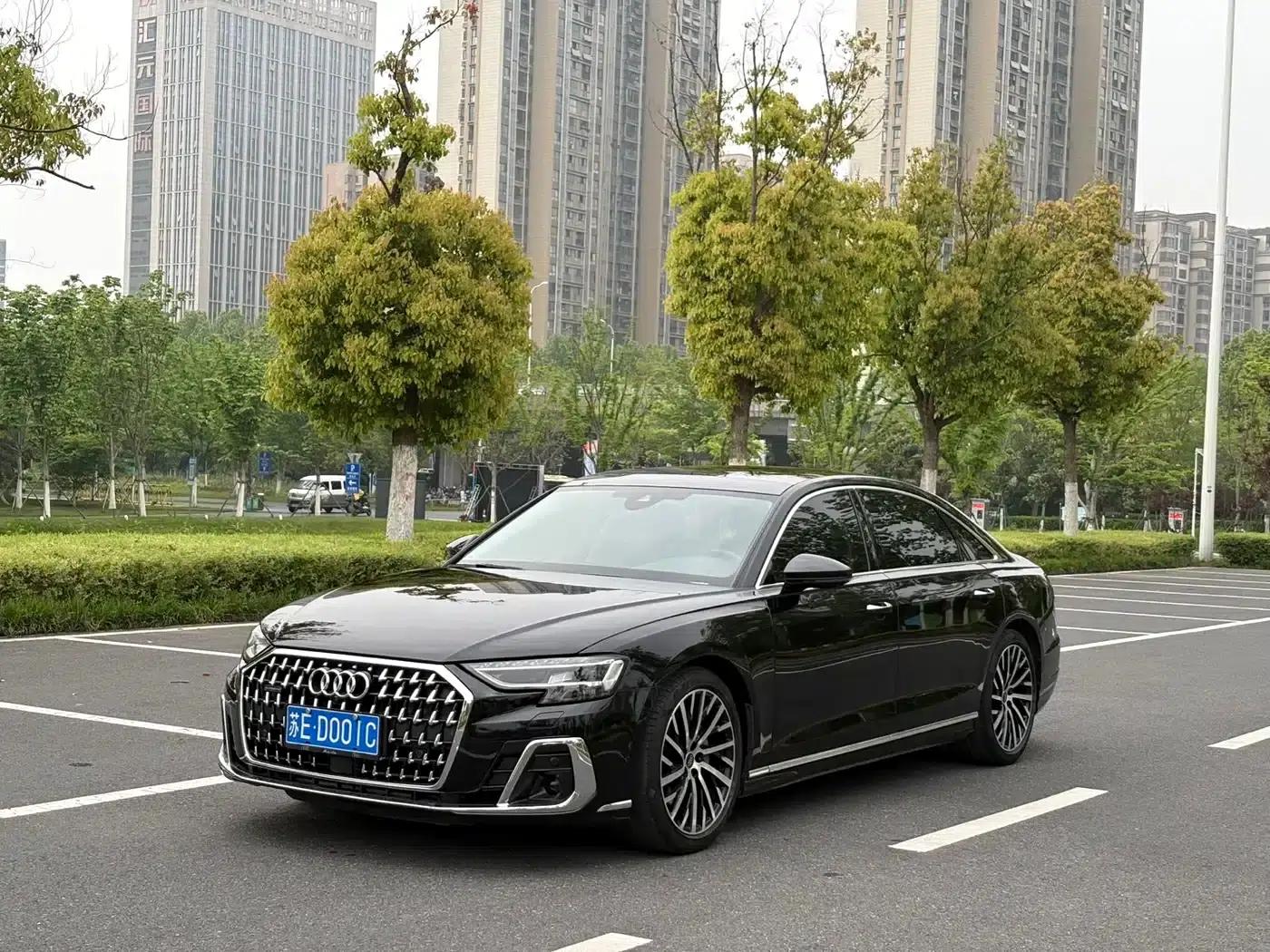 2023 Audi A8 A8L 50 TFSI quattro Premium Edition — миниатюра 1