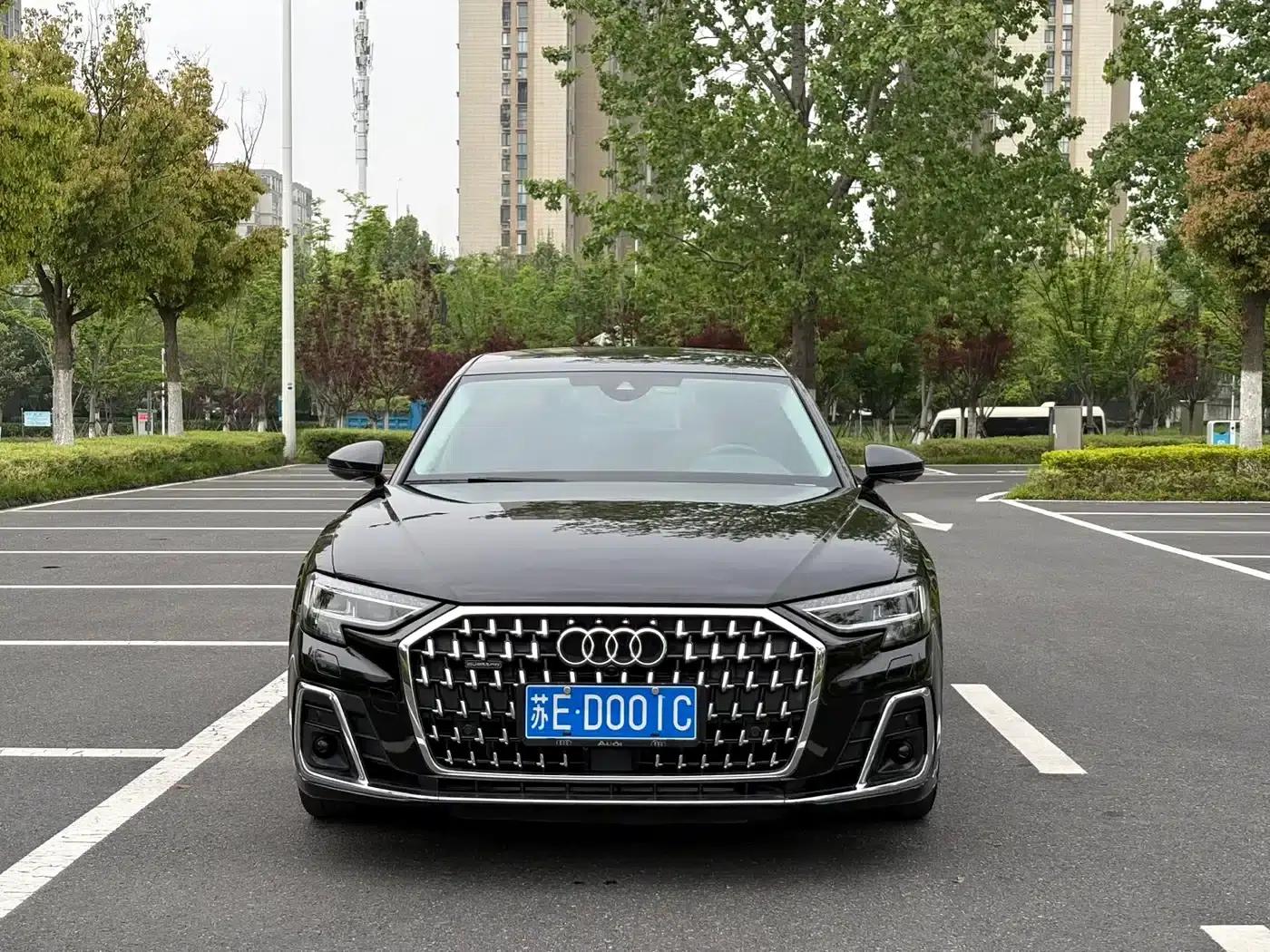 2023 Audi A8 A8L 50 TFSI quattro Premium Edition — миниатюра 2