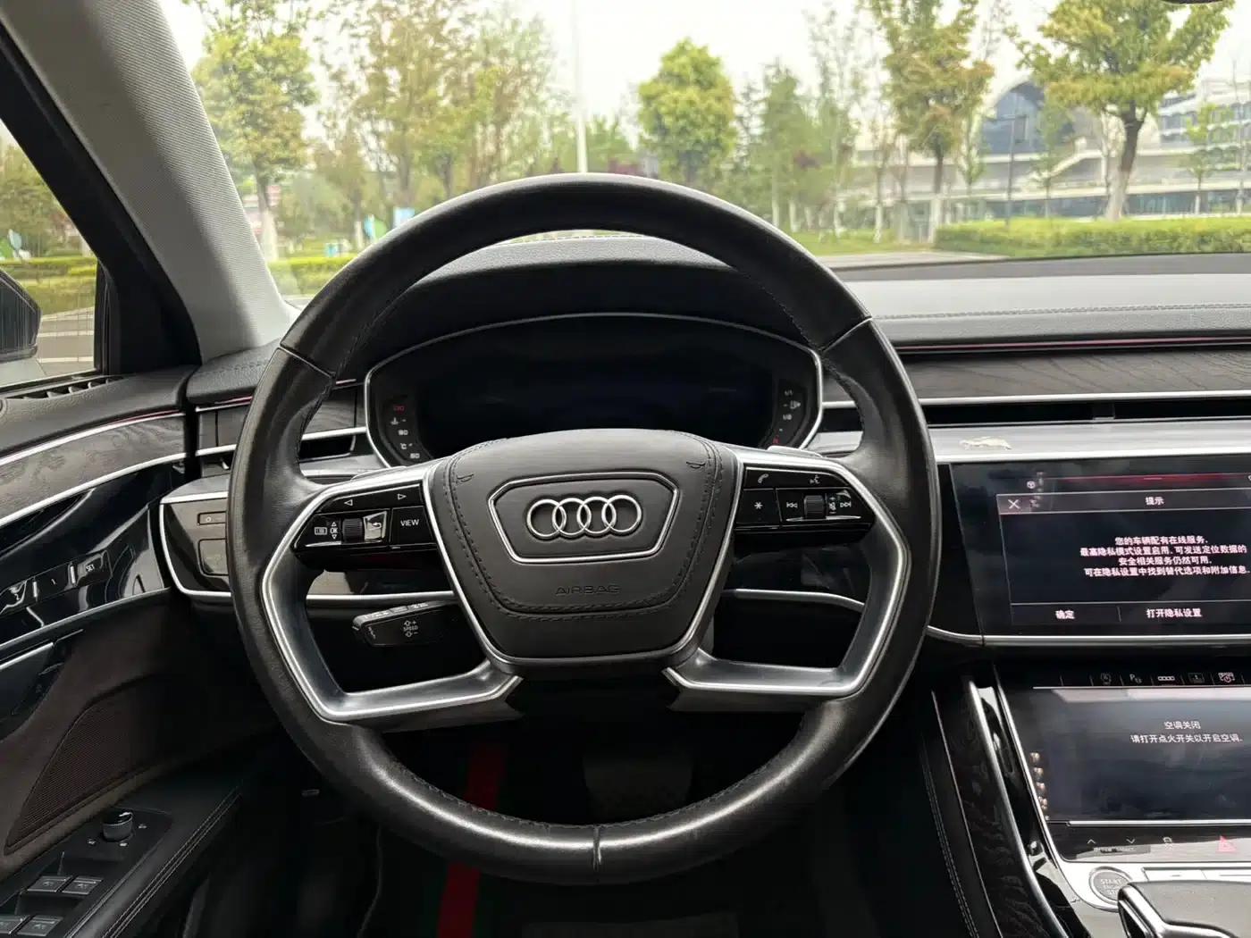 2023 Audi A8 A8L 50 TFSI quattro Premium Edition — миниатюра 14