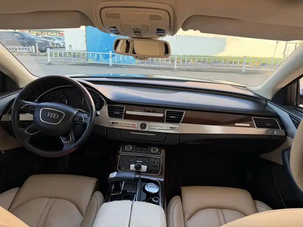 2013 Audi A8 A8L 55 TFSI quattro Exclusive Edition — миниатюра 9