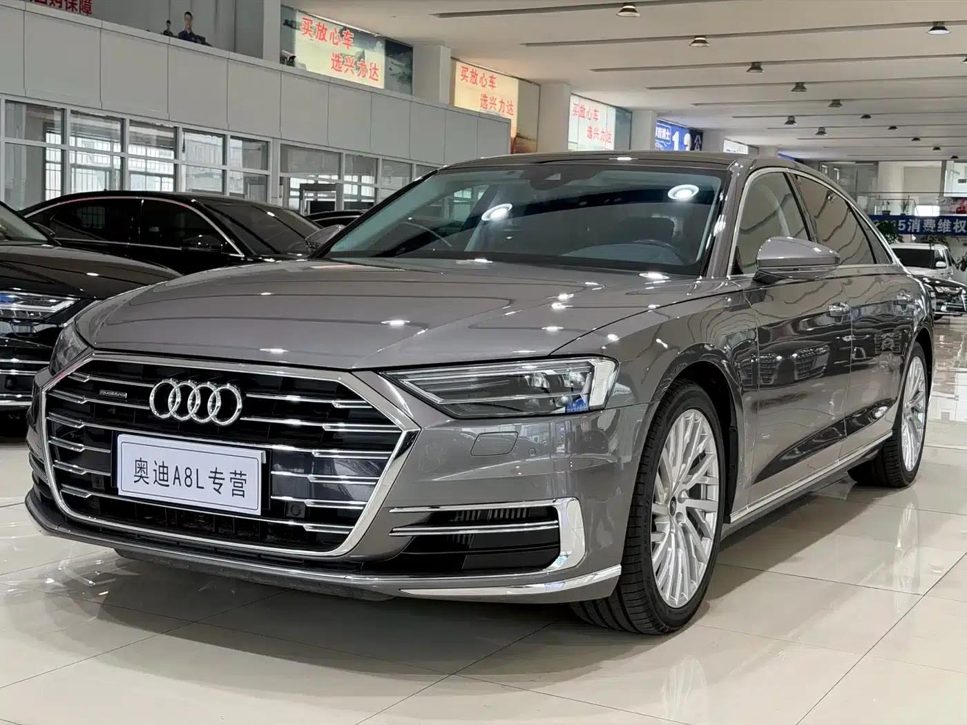 2021 Audi A8 A8L 50 TFSI quattro Comfort — миниатюра 1
