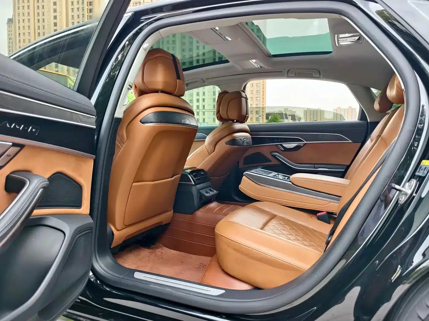 2024 Audi A8 A8L 50 TFSI quattro Premium Edition — миниатюра 6