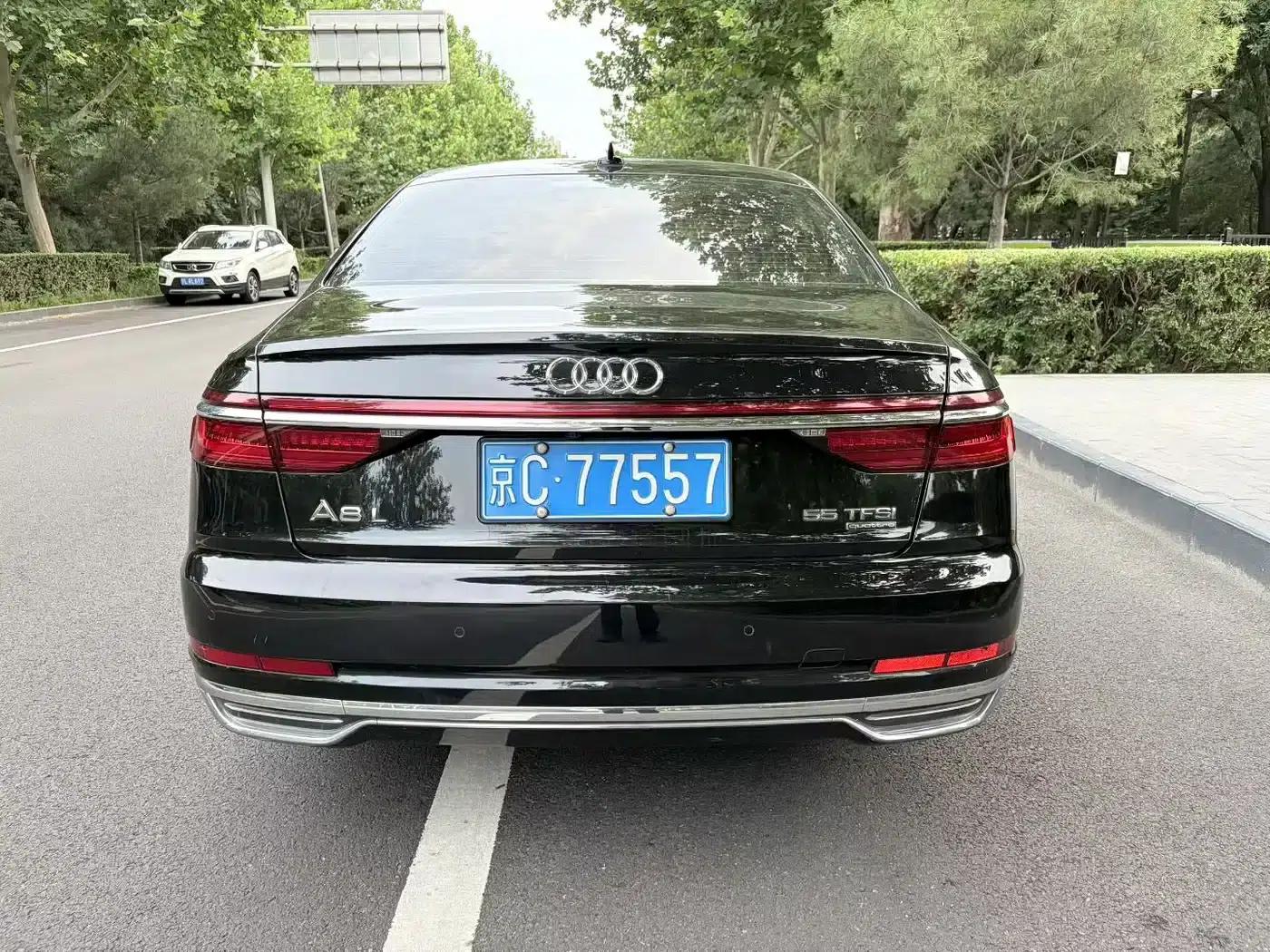 2018 Audi A8 A8L 55 TFSI quattro Luxury — миниатюра 6