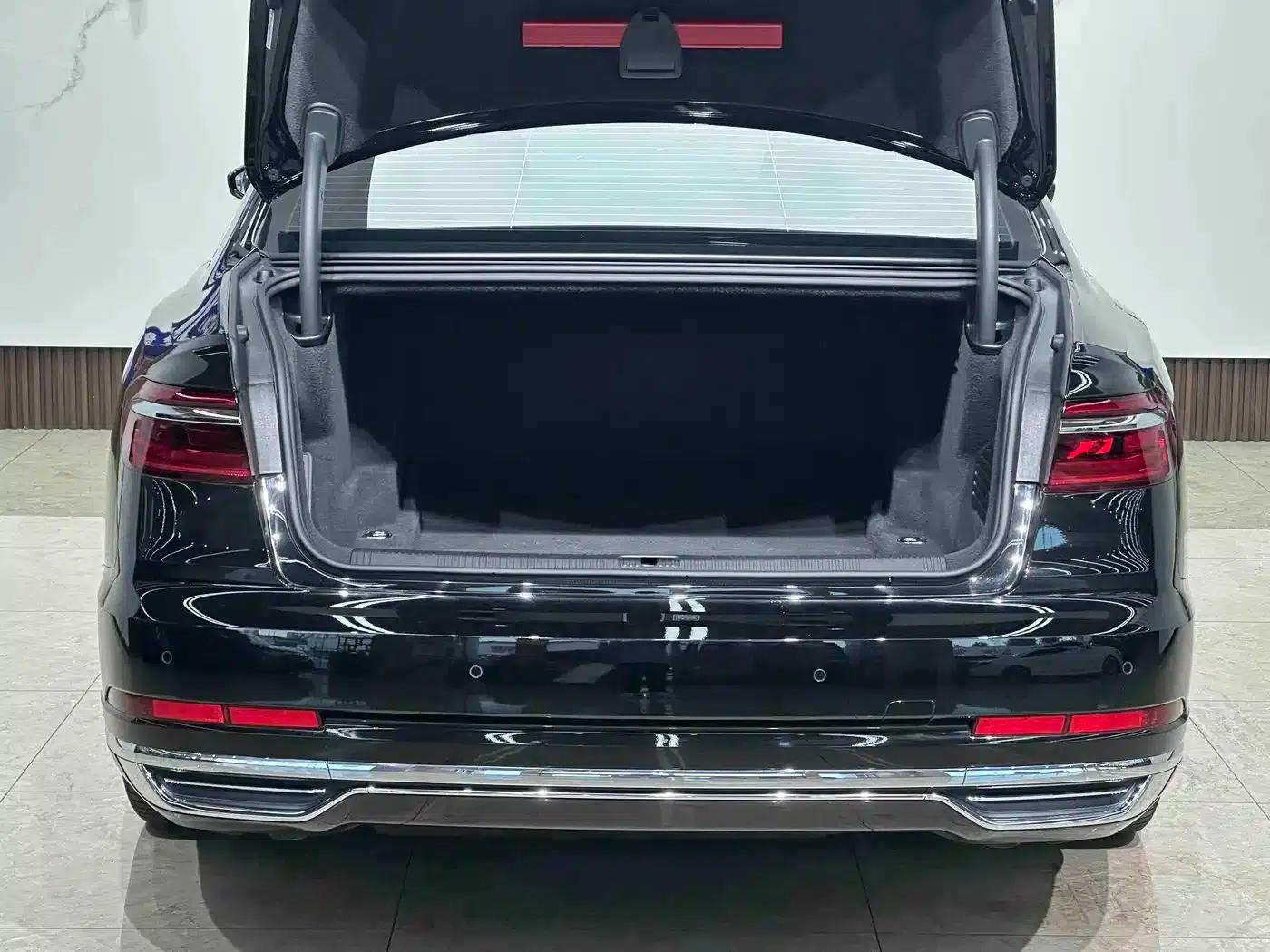 Audi A8 2022 A8L 55 TFSI quattro Luxury Edition — миниатюра 21