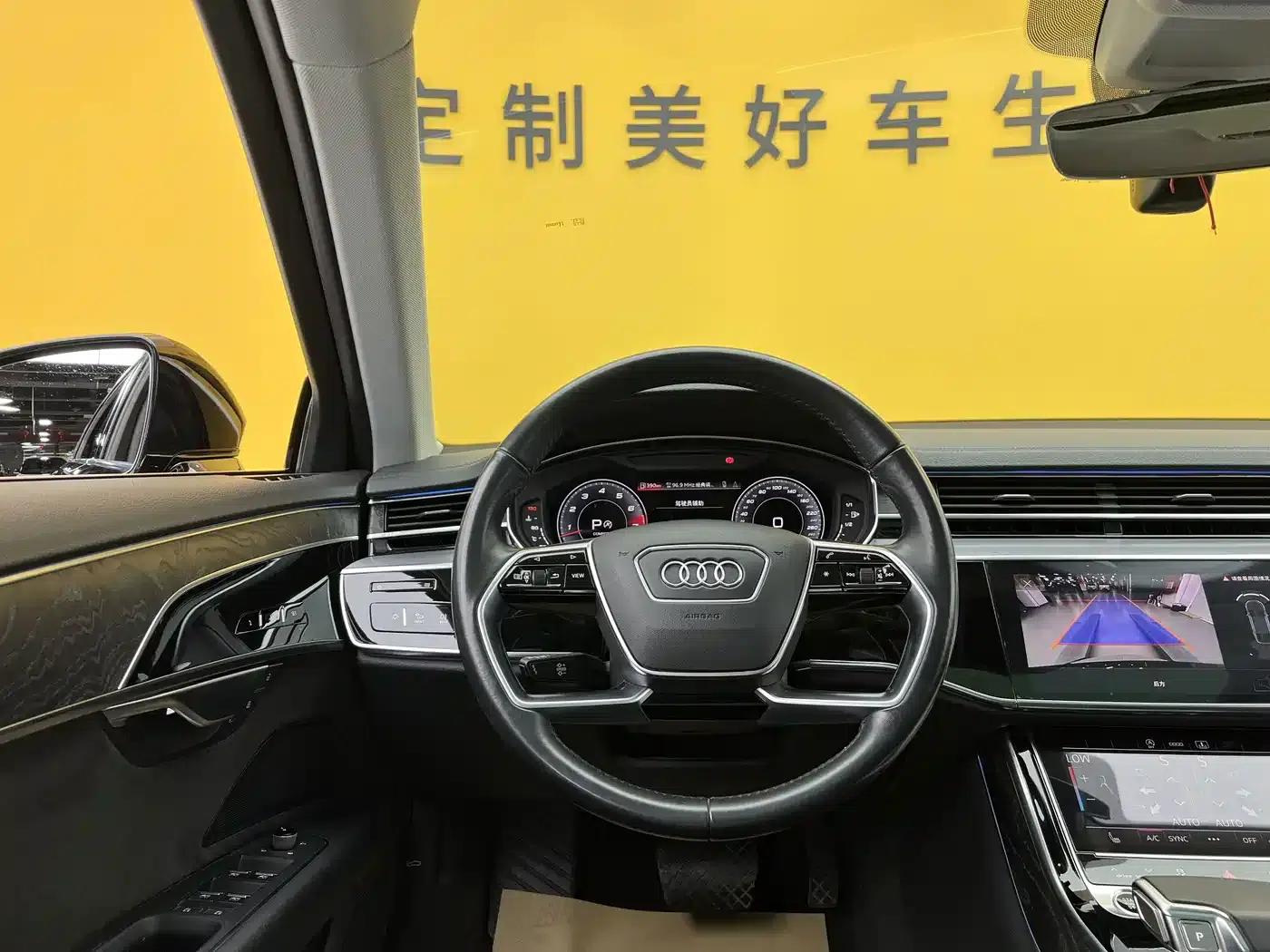 2021 Audi A8 A8L 50 TFSI quattro Comfort — миниатюра 8